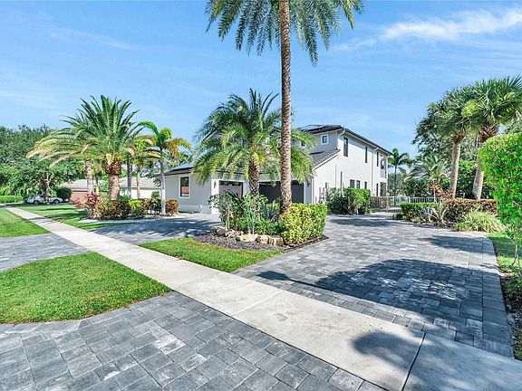 2nd image of 11737 Windsor Bay Place