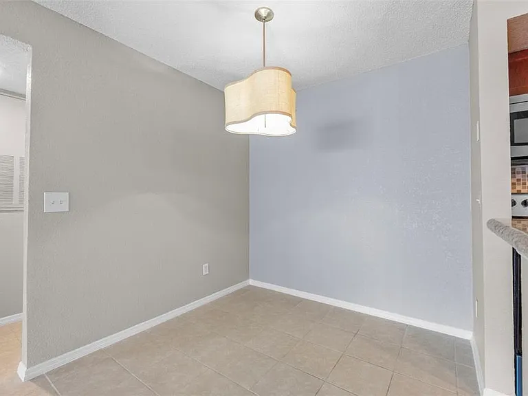 5116 Conroy Rd #15 — Photo 26