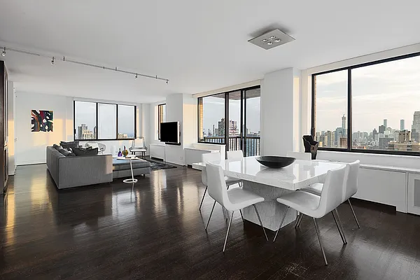 Sold by Compass | media 1