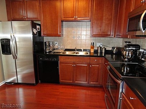 Kitchen. Brand New LG Fridge with ice/water filter. Pergo