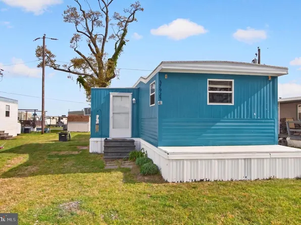 37925 Dove Rd, Ocean View, DE 19970
