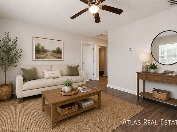 4th image of 265 Lexington Hts #265
