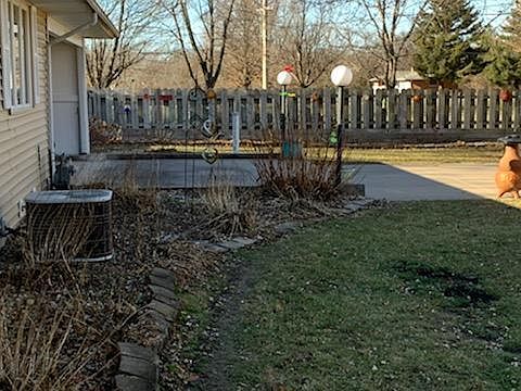 2nd image of 11441 Woody Ln