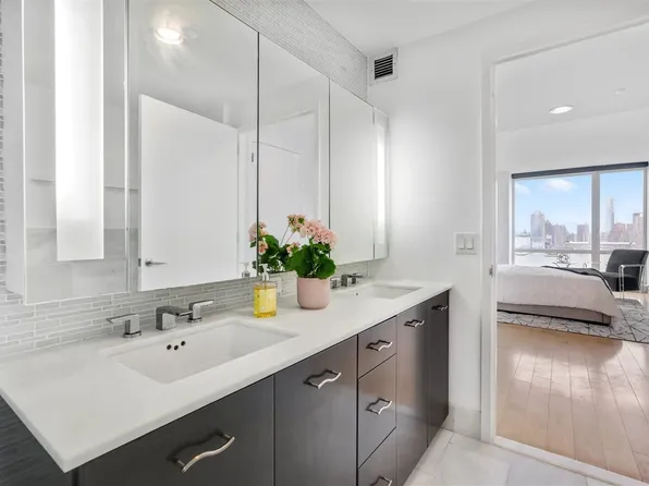 2 2nd Street image 13 of 28