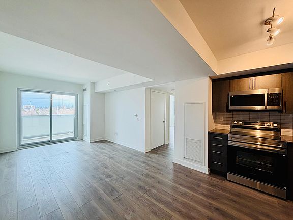 3rd image of 1010 Sandy Beach Rd #403