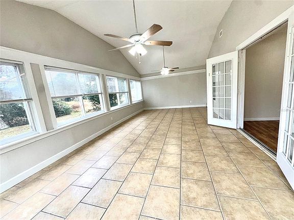 4th image of 125 Bonita Rd