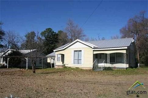 3rd image of 911 Mimosa Dr