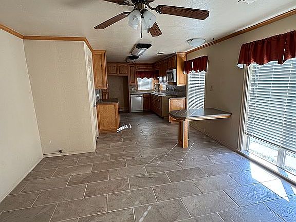 3rd image of 3212 Avenue U