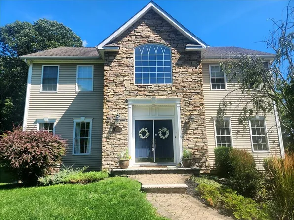 40 Laura Lane, Warwick, NY 10990