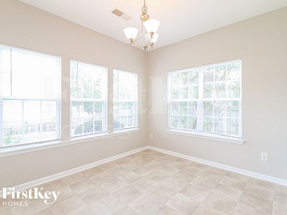 5th image of 3739 Village Springs Dr