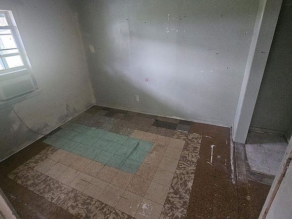 5th image of (Undisclosed Address)