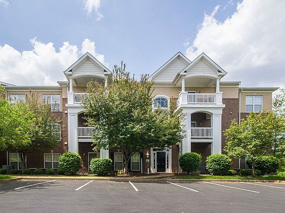 3rd image of 13115 Mill Crossing Ct APT 301