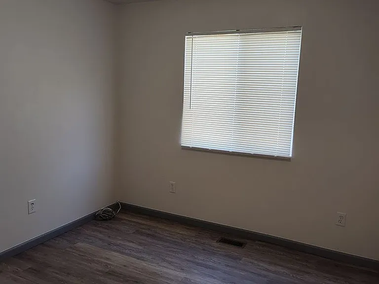5003 Landmark Rd — Photo 15