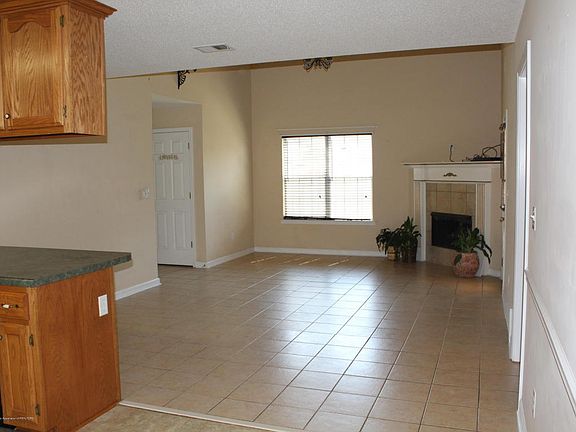 4th image of 9739 Pigeon Roost Park Cir