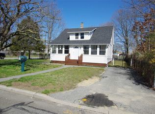 165 Ferndale Blvd, Islip, NY 11751