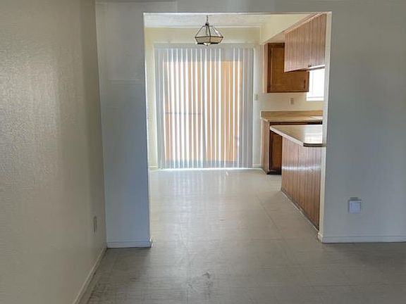 2nd image of 803 Pacific St APT B