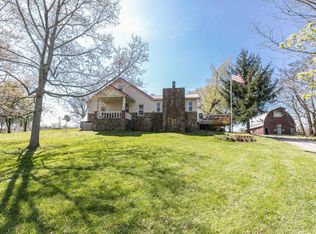 988 Farmland Rd, Marshfield, MO 65706