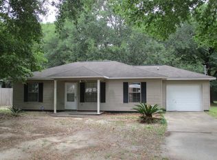 820 E Williams Ave, Crestview, FL 32539