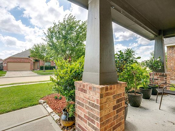 4th image of 3011 Westwood Manor Ln