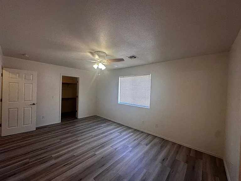 3680 N Rainbow Dr — Photo 8