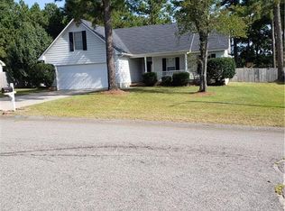 110 Bayou Ct, Raeford, NC 28376