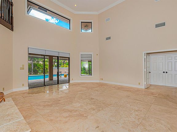 5th image of 1833 Colonial Drive