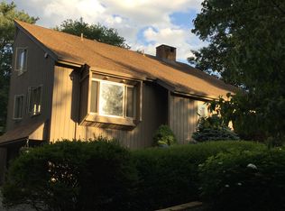 1850 Hill St, Suffield, CT 06078