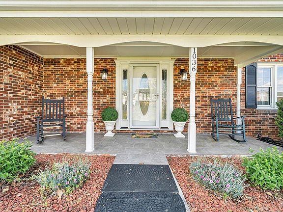 4th image of 1036 Howell Dr