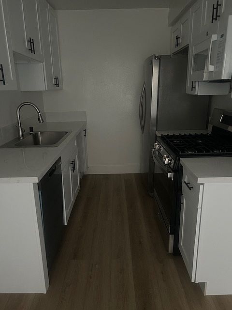 1st image of 5216 Kester Ave APT 3