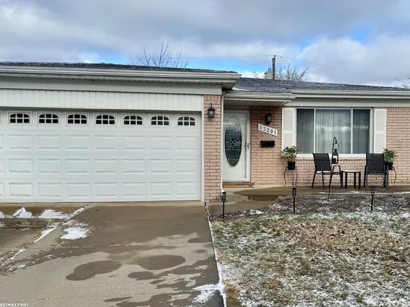 13201 Cloverlawn Dr, Sterling Heights, MI 48312