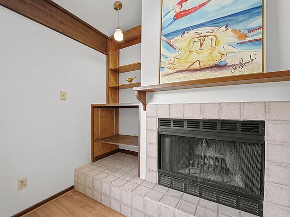 4th image of 606 N 7th St