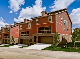 2815 Lakewood Dr, Fayetteville, AR 72704