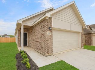 103 Musgrove Rd, Everman, TX 76140