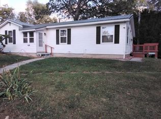 305 2nd Ave SE, State Center, IA 50247