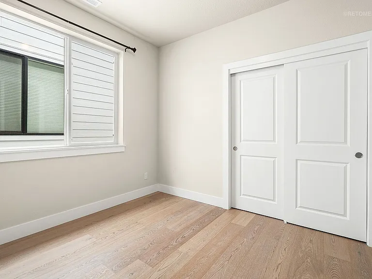 11678 NW Kearney St — Photo 21