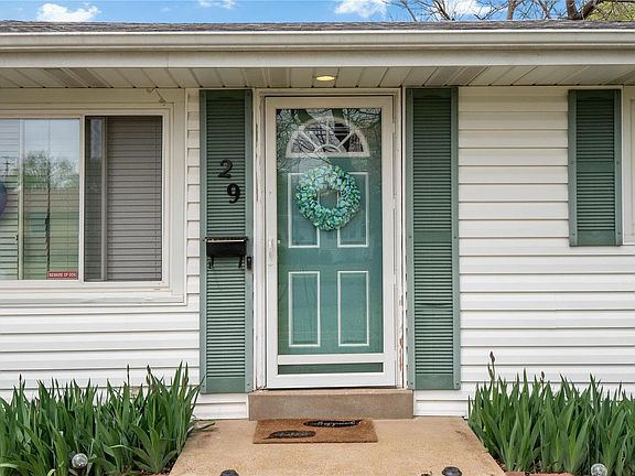 2nd image of 29 Manor Dr