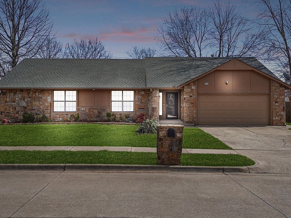 1st image of 7407 S Oak Pl