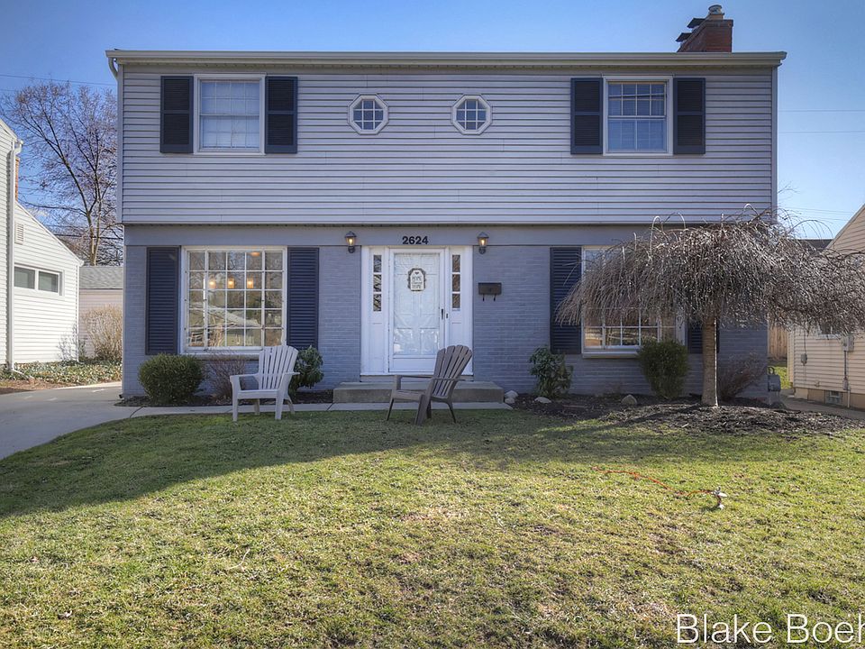 1st image of 2624 Richards Dr SE