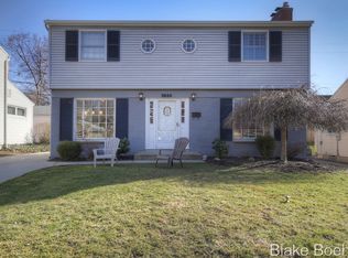2624 Richards Dr SE, East Grand Rapids, MI 49506