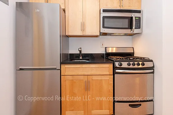 Rented by Copperwood Real Estate | media 8