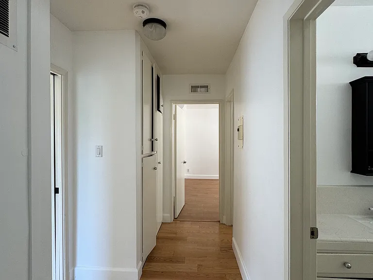 1115 Rexford Dr #3 — Photo 12
