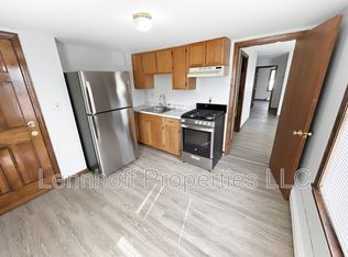 692 Middlesex St FLOOR 2, Lowell, MA 01851