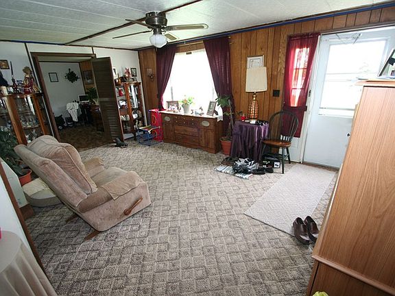2nd image of 1333 N 1710 East Rd