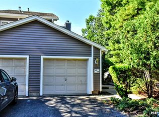 606 Skyline Dr #6, Haledon, NJ 07508