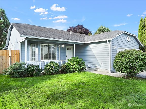 2nd image of 15613 NE 93rd Street