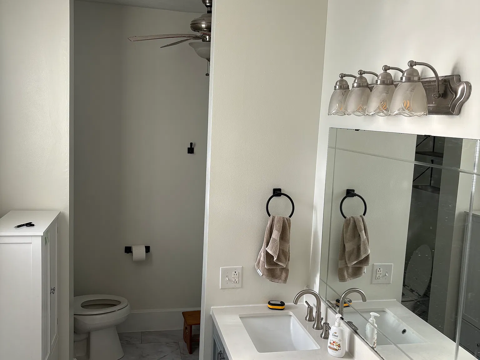 4 bed, 2423 sqft, $2,250 — Photo 3