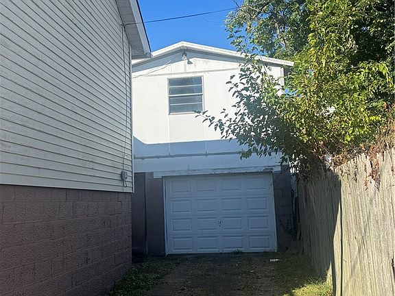 3rd image of 116 Castner Ave