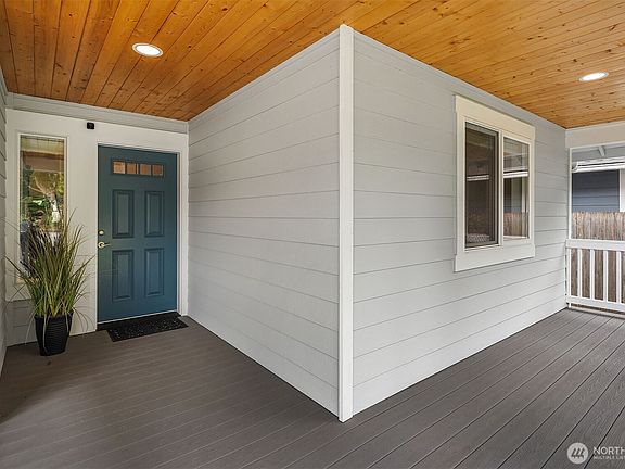 2nd image of 14353 195th Drive SE