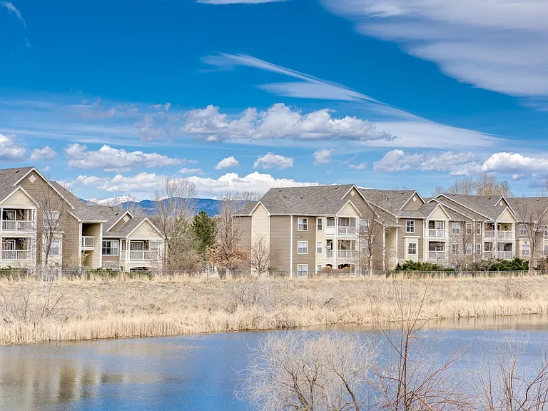 Stonebridge at Twin Peaks | Longmont, Co. Apartments