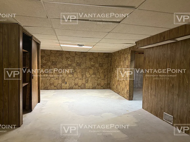 501 Tampa Way — Photo 19